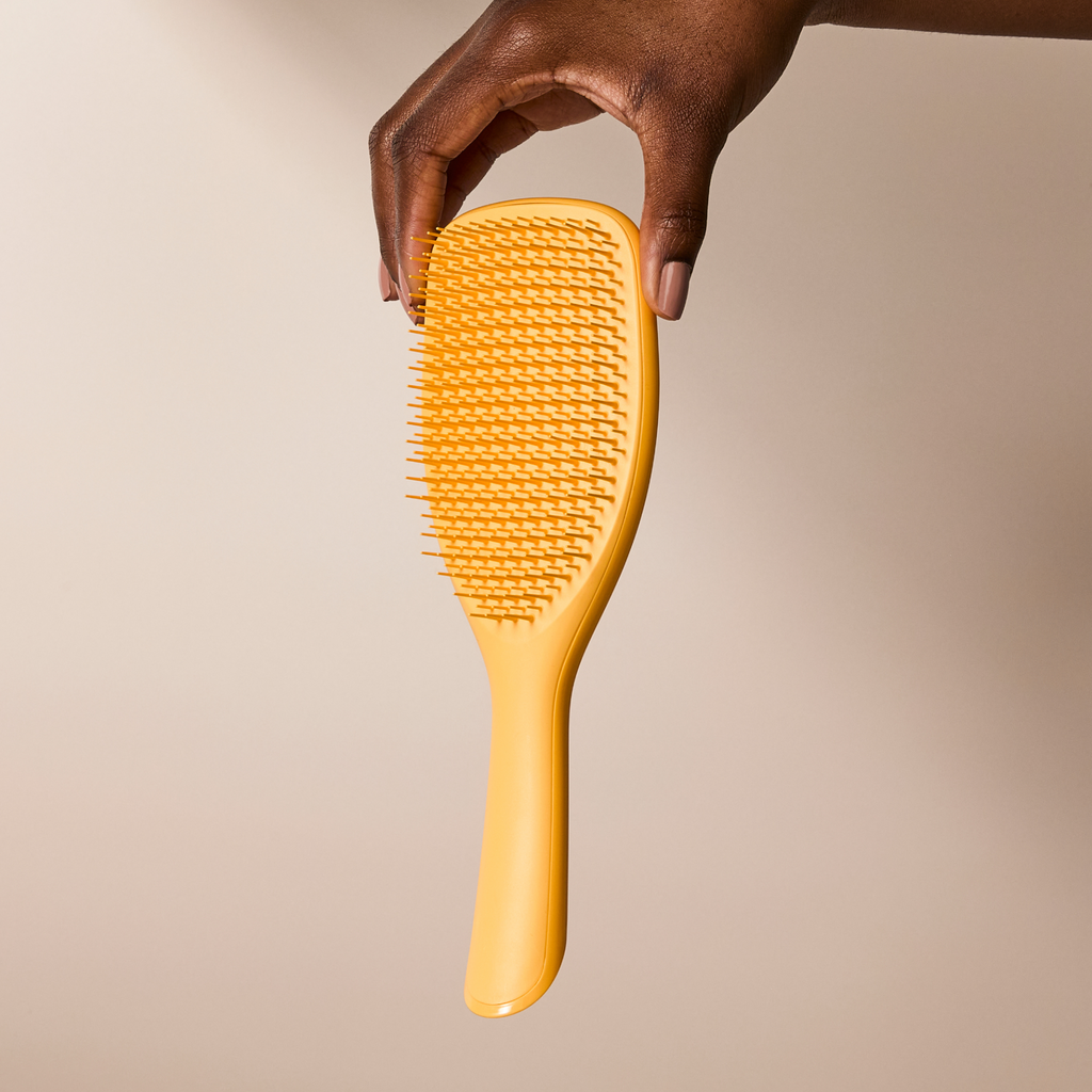 The Ultimate Detangler Naturally Curly