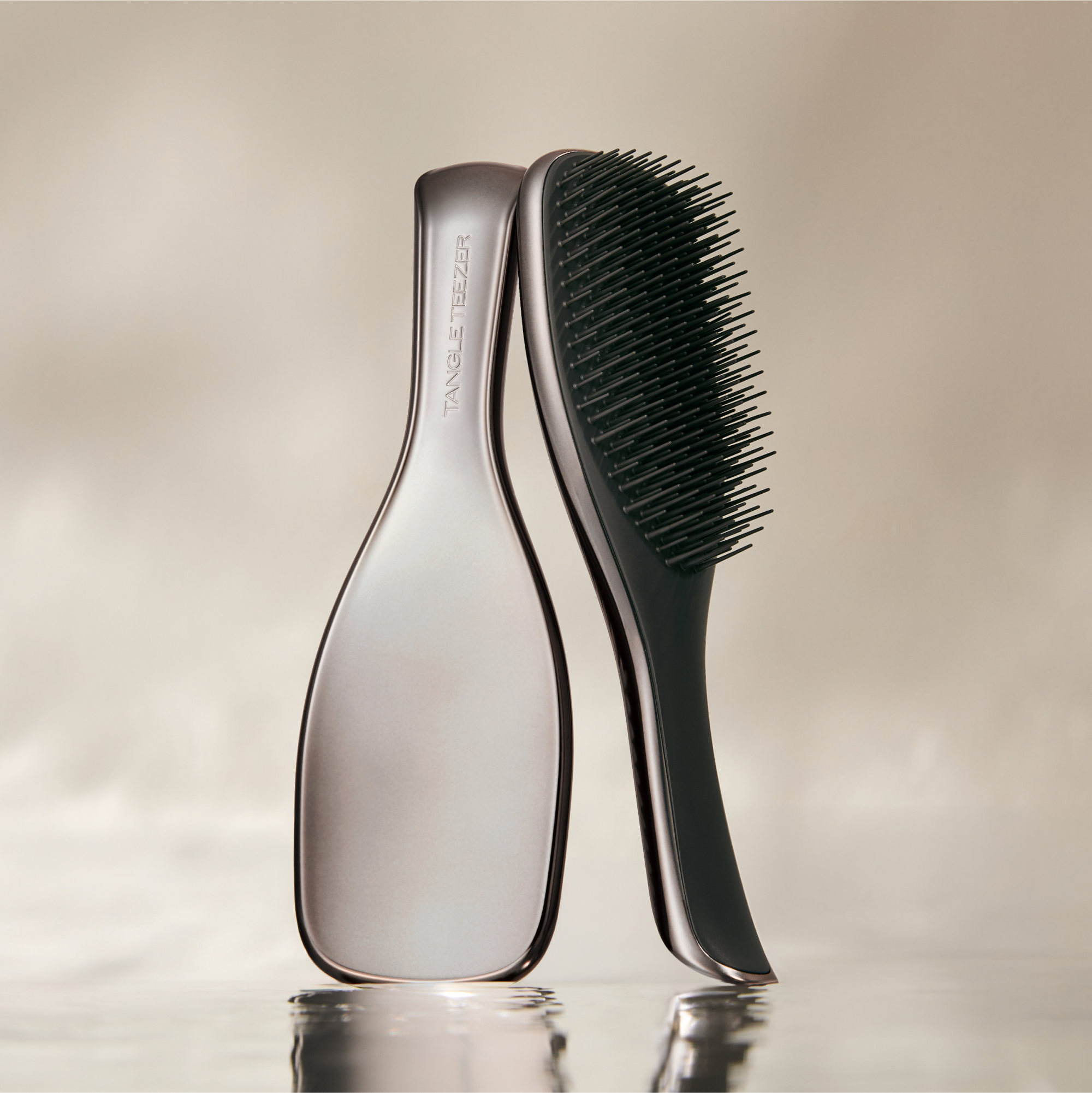 The Ultimate Detangler Chrome